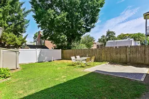 46 Churchill St, Fairfield, CT 06824 - Photo 17