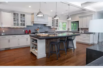 474 Brookside Road, New Canaan, CT 06840 - Photo 13