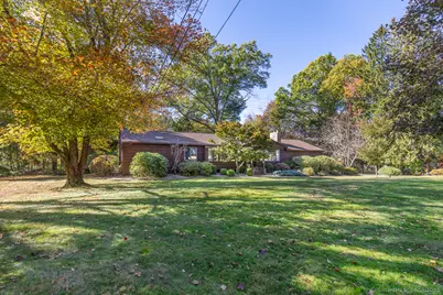 10 Brookside Drive, Woodbridge, CT 06525 - Photo 3
