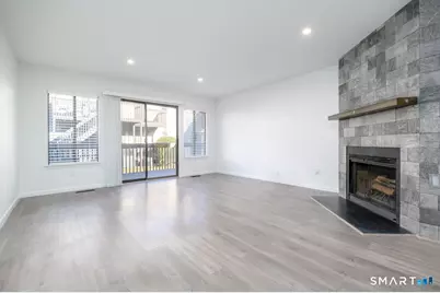 2437 Bedford Street #22-4, Stamford, CT 06905 - Photo 7