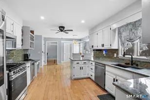 17 Moose Hill Rd, Trumbull, CT 06611 - Photo 13