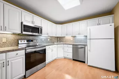 97 Richards Avenue #APT D15, Norwalk, CT 06854 - Photo 7
