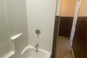 285 Waterview Ave, Bridgeport, CT 06608 - Photo 11