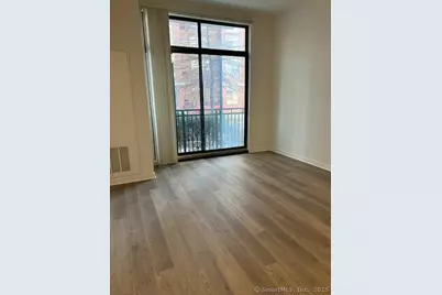 120A Towne Street #422, Stamford, CT 06902 - Photo 9