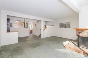 9 Highpoint Ct, Woodbury, CT 06798 - Photo 5