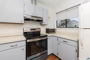 9 Highpoint Ct, Woodbury, CT 06798 - Photo 13