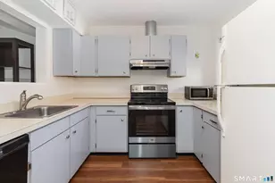 9 Highpoint Ct, Woodbury, CT 06798 - Photo 11