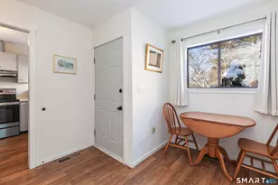 9 Highpoint Ct, Woodbury, CT 06798 - Photo 3