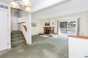 9 Highpoint Ct, Woodbury, CT 06798 - Photo 3