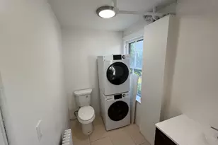 131 Montowese St, Branford, CT 06405 - Photo 9