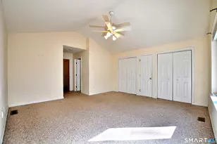 228 Castlewood Dr, Bloomfield, CT 06002 - Photo 25