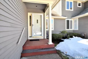 228 Castlewood Dr, Bloomfield, CT 06002 - Photo 39