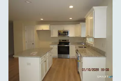 43 Warm Earth Road, Naugatuck, CT 06770 - Photo 5