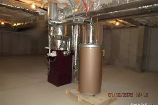 43 Warm Earth Rd, Naugatuck, CT 06770 - Photo 17