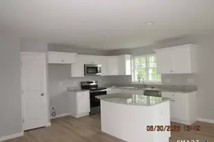 43 Warm Earth Rd, Naugatuck, CT 06770 - Photo 3