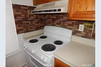 76 Van Block Avenue #6-A, Hartford, CT 06106 - Photo 5