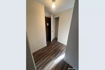 195 Burgundy Hill Lane #195, Middletown, CT 06457 - Photo 7