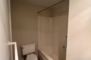 195 Burgundy Hill Ln, Middletown, CT 06457 - Photo 11