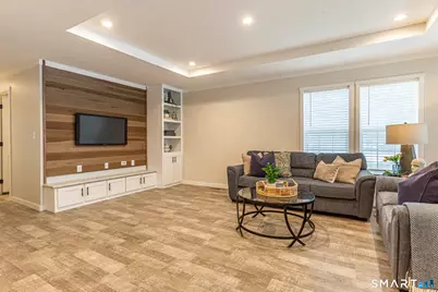 67 Middle Road, Enfield, CT 06082 - Photo 7