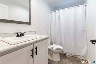 67 Middle Rd, Enfield, CT 06082 - Photo 23