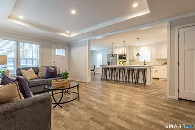 67 Middle Road, Enfield, CT 06082 - Photo 5