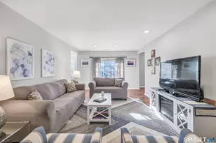 201 Mayfield Dr, Trumbull, CT 06611 - Photo 19