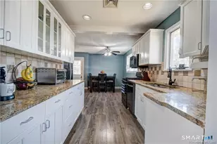 96 Cornflower Dr, Milford, CT 06460 - Photo 5