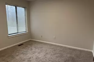 420 Thoreau St, Branford, CT 06405 - Photo 21