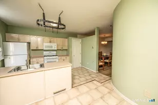 565 Newfield St, Middletown, CT 06457 - Photo 7