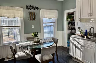 82 Maple St, Manchester, CT 06040 - Photo 3