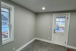 130 Roydon Rd, New Haven, CT 06511 - Photo 13