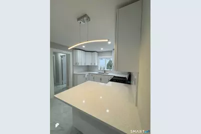 130 Roydon Road, New Haven, CT 06511 - Photo 7