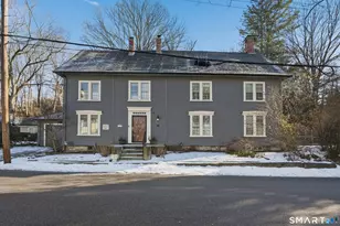 417 Washington St, Norwich, CT 06360 - Photo 1