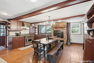 417 Washington St, Norwich, CT 06360 - Photo 9