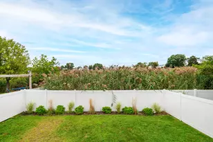 1033 Reef Rd, Fairfield, CT 06824 - Photo 25