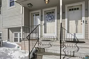 40 Cornerstone Ct, Southington, CT 06479 - Photo 3