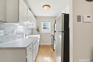 40 Cornerstone Ct, Southington, CT 06479 - Photo 9