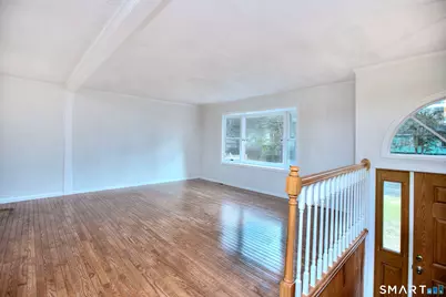 6 Vernon Court, Milford, CT 06461 - Photo 3