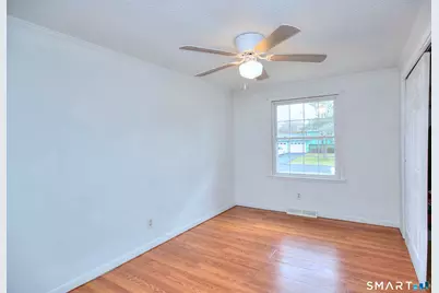 6 Vernon Court, Milford, CT 06461 - Photo 9