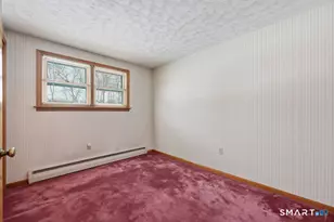 24 Iroquois Rd, Enfield, CT 06082 - Photo 11