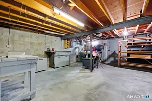 24 Iroquois Rd, Enfield, CT 06082 - Photo 25