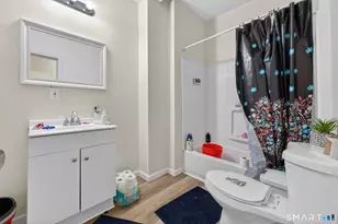 15 Townley St, Hartford, CT 06105 - Photo 9