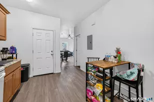 15 Townley St, Hartford, CT 06105 - Photo 9