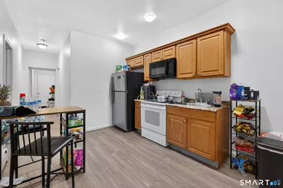 15 Townley Street, Hartford, CT 06105 - Photo 5