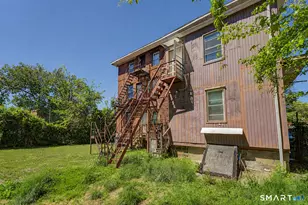 15 Townley St, Hartford, CT 06105 - Photo 27