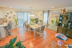 2 Kevin Dr, Danbury, CT 06811 - Photo 5