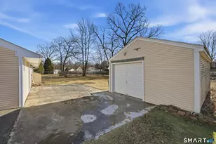 22 Belle Ave, Enfield, CT 06082 - Photo 27