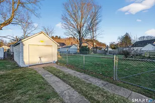 124 Estelle Rd, East Haven, CT 06512 - Photo 33