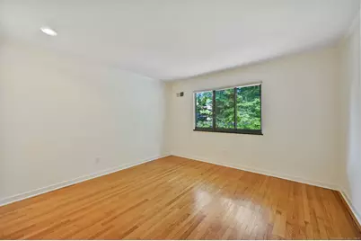 289 New Norwalk Road #22, New Canaan, CT 06840 - Photo 25