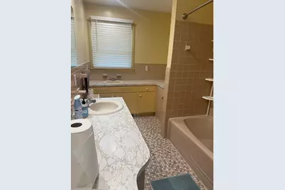 10 South Ledge Rock Road, East Lyme, CT 06357 - Photo 23